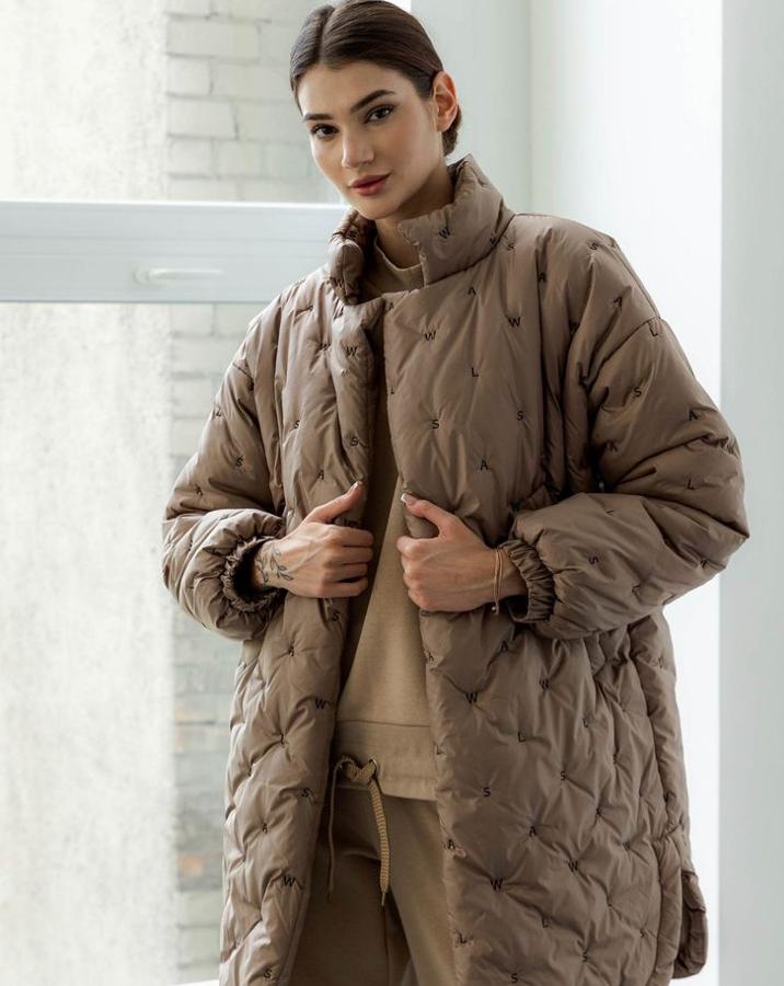 Комфорт і стиль: як вибрати пуховик на зиму та не помилитися